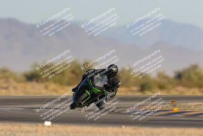 media/Dec-09-2023-SoCal Trackdays (Sat) [[76a8ac2686]]/Turn 15 Set 1 (230pm)/